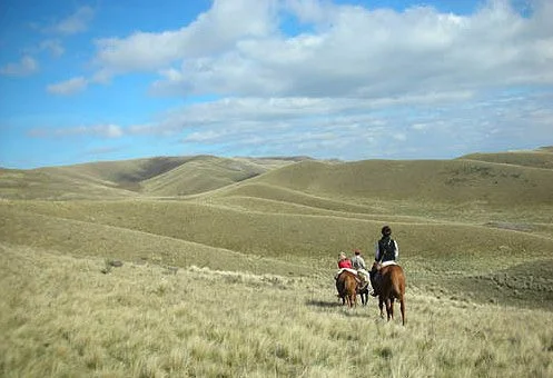 Cabalgatas en la Falda