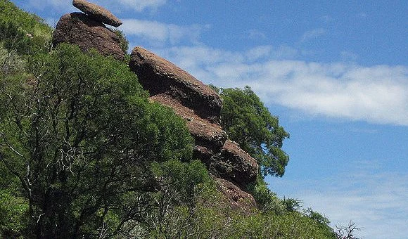 Los Terrones